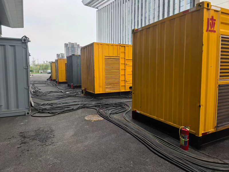 凌河不同季节柴油发电机组保养有哪些注意事项？