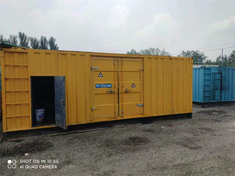 凌河200KW柴油发电机组需要配备什么型号的电缆线？
